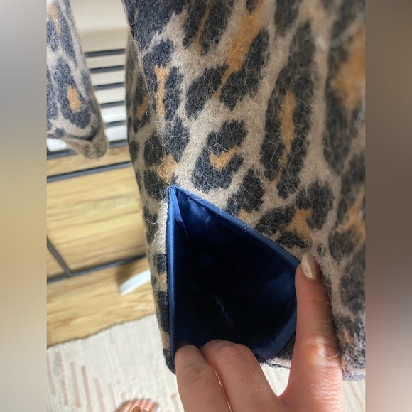 AQC Leo Cardigan Brown Leopard Print Sweater Size 1 / Small - Picture 4 of 8